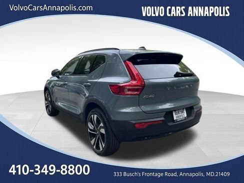 Certified 2023 Volvo XC40 B5 Plus w/ Climate Package image 6