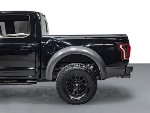 Used 2018 Ford F150 Raptor w/ Equipment Group 802A Luxury image 11