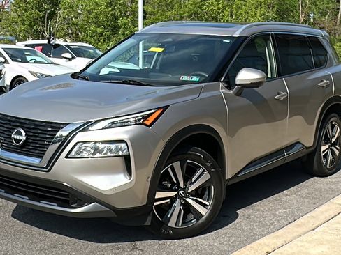 Certified 2023 Nissan Rogue SL w/ SL Premium Package AWD/4WD image 1