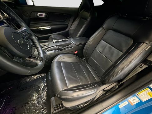 Used 2020 Ford Mustang GT Premium w/ Equipment Group 401A RWD image 11
