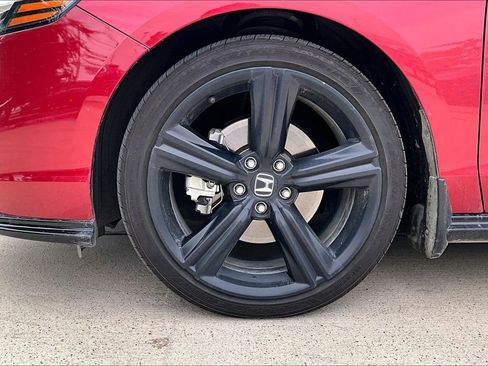 Used 2023 Honda Accord Sport image 11