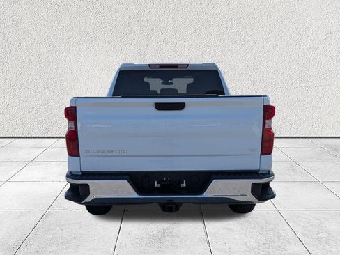 Used 2025 Chevrolet Silverado 1500 LT RWD image 4