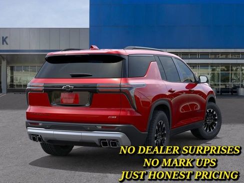 New 2026 Chevrolet Traverse Z71 w/ Driver Confidence Package AWD/4WD image 4