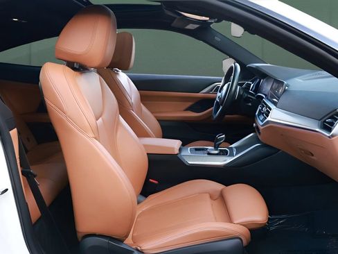 Used 2022 BMW 430i Coupe w/ M Sport Package RWD image 21