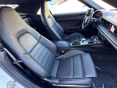 Used 2023 Porsche 911 Carrera GTS w/ Premium Package image 34