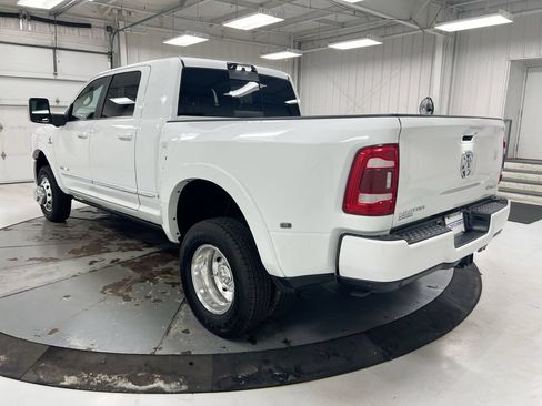 Used 2024 RAM 3500 Limited AWD/4WD image 4