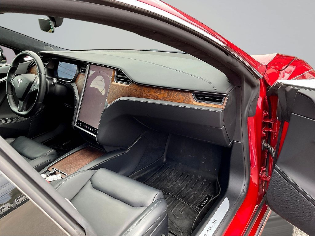 Used 2021 Tesla Model S Performance AWD/4WD image 27
