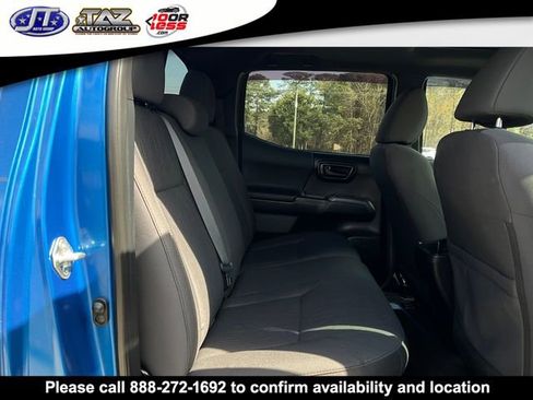 Used 2017 Toyota Tacoma TRD Sport w/ Premium & Technology Package image 15