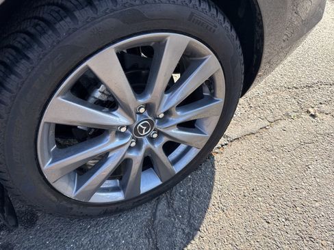 Used 2024 MAZDA MAZDA3 s image 9