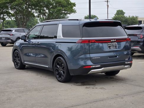 Used 2024 Kia Carnival SX Prestige FWD image 3