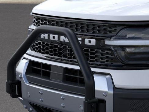 New 2026 Ford Bronco Sport Outer Banks w/ Sasquatch Outer Banks Package AWD/4WD image 17