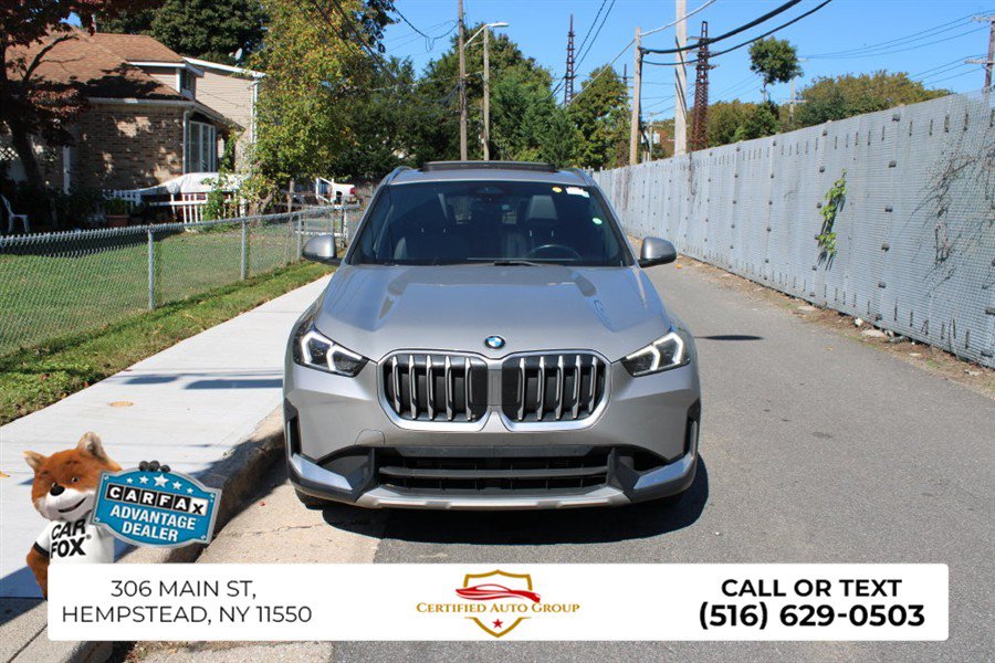Used 2025 BMW X1 xDrive28i AWD/4WD image 3