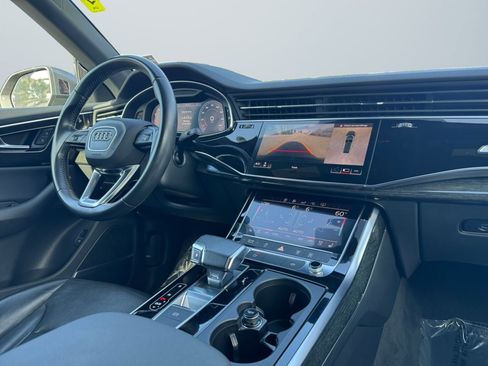 Used 2020 Audi Q8 Premium Plus w/ Premium Plus Package image 14