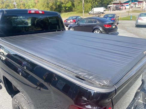 Used 2018 Chevrolet Silverado 1500 LT w/ All Star Edition image 12