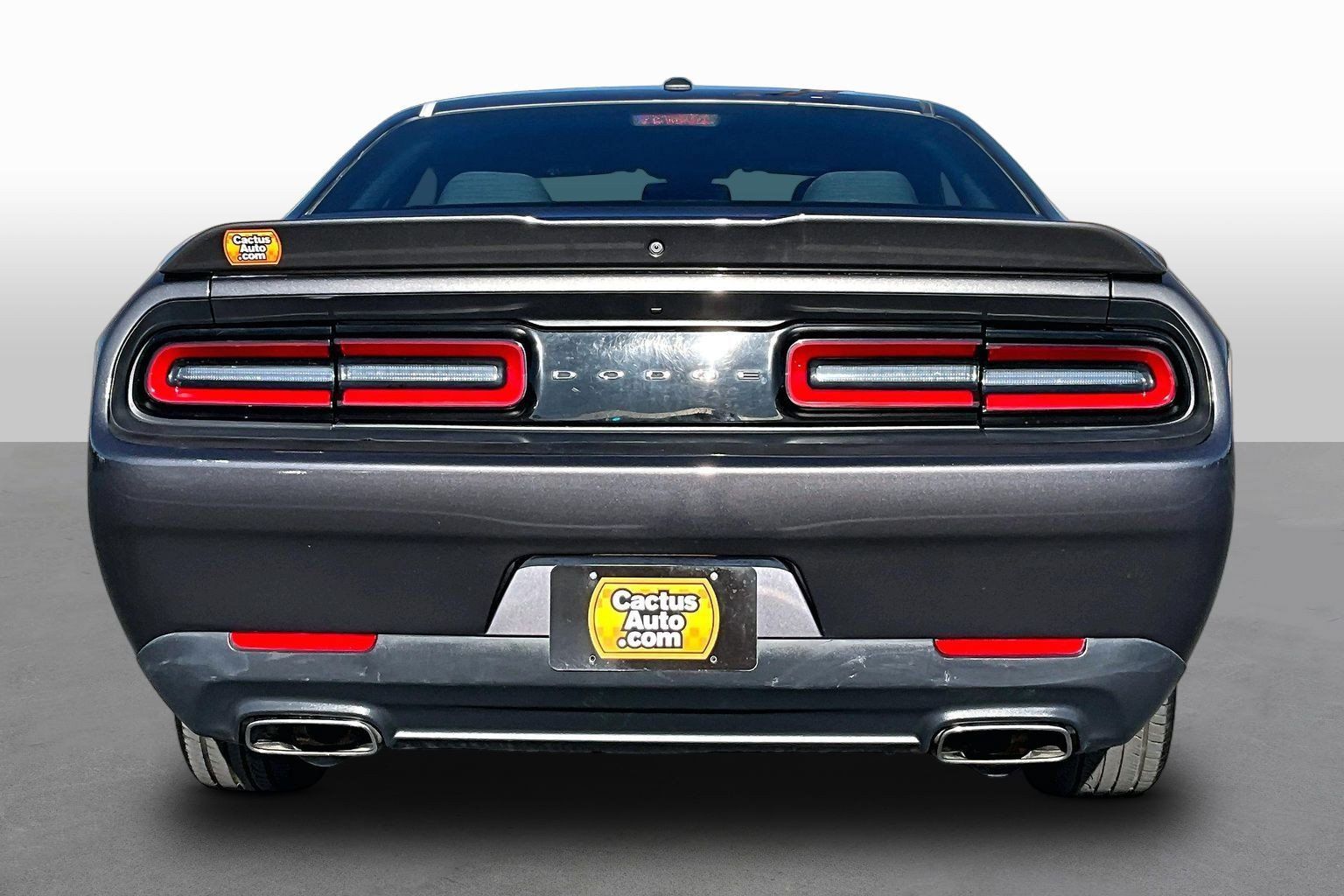 Used 2019 Dodge Challenger SXT RWD image 4
