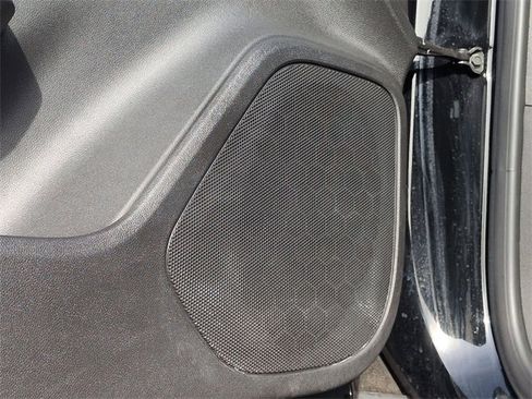 Certified 2025 Chevrolet Blazer LT image 21