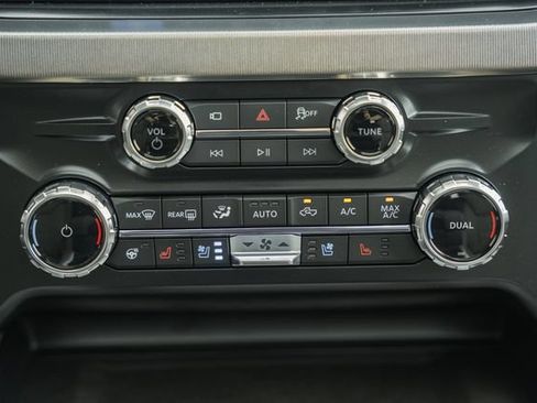 New 2026 Ford F350 Platinum w/ Platinum Plus Package AWD/4WD image 35