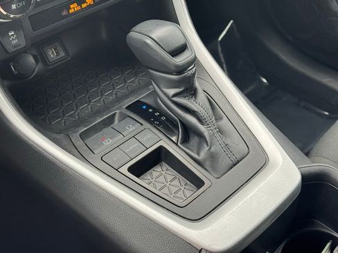 Used 2023 Toyota RAV4 XLE image 32