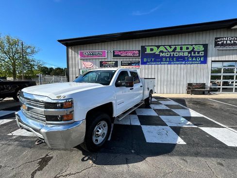 Used 2015 Chevrolet Silverado 2500 W/T w/ WT Convenience Package AWD/4WD image 7