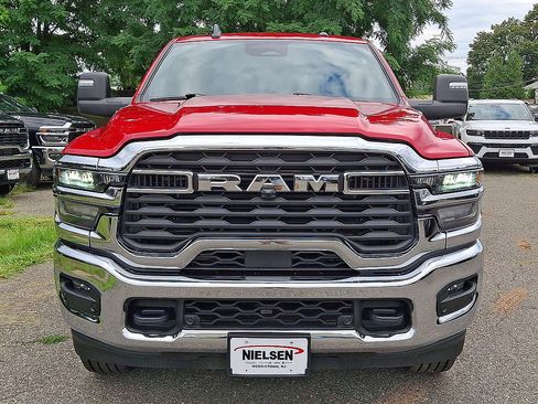 Certified 2026 RAM 2500 Big Horn AWD/4WD image 35