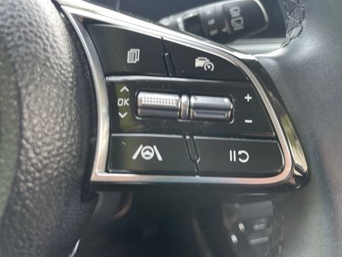 Used 2024 Kia Seltos S AWD/4WD image 12