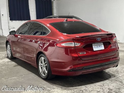 Used 2016 Ford Fusion Energi Titanium w/ Driver Assist Package FWD image 5