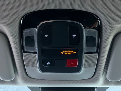 Used 2025 Hyundai Tucson SEL image 17