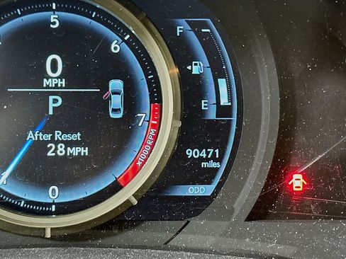 Used 2019 Lexus IS 300 F Sport w/ F Sport Package AWD/4WD image 19