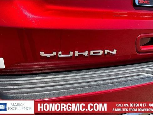 Used 2024 GMC Yukon AT4 w/ AT4 Premium Plus Package AWD/4WD image 25