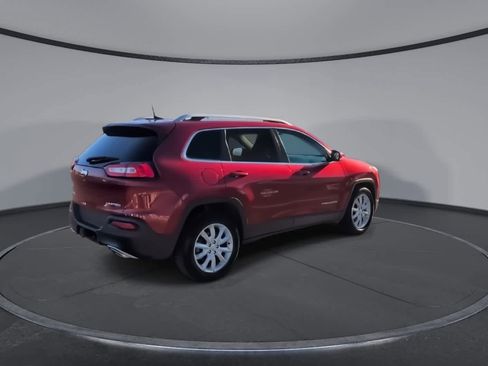 Used 2016 Jeep Cherokee Limited image 8