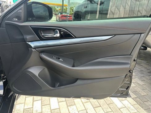 Used 2023 Nissan Maxima SR w/ Sport Mat Group image 23