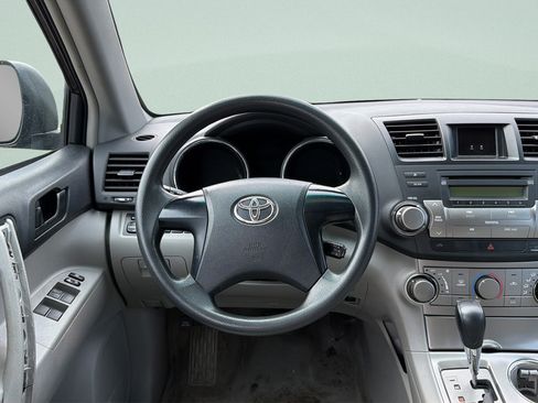Used 2010 Toyota Highlander 4WD image 13