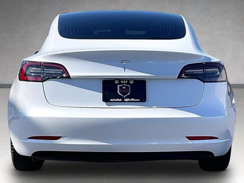 Used 2020 Tesla Model 3 Standard Range Plus RWD image 4