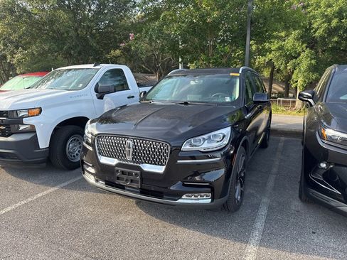 Used 2020 Lincoln Aviator Reserve w/ Equipment Group 202A AWD/4WD image 1