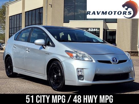 Used 2012 Toyota Prius Four w/ Deluxe Solar Roof Pkg FWD image 1
