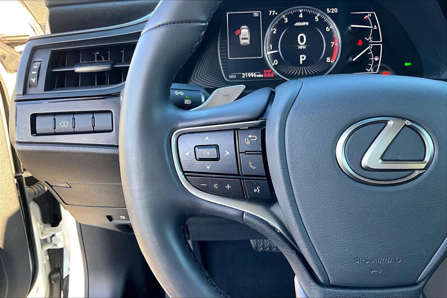 Used 2024 Lexus ES 350 w/ Premium Package FWD image 22