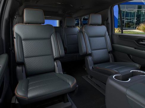 New 2026 GMC Yukon XL AT4 image 41