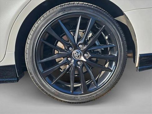 Used 2021 Toyota Camry XSE w/ Navigation Package image 28