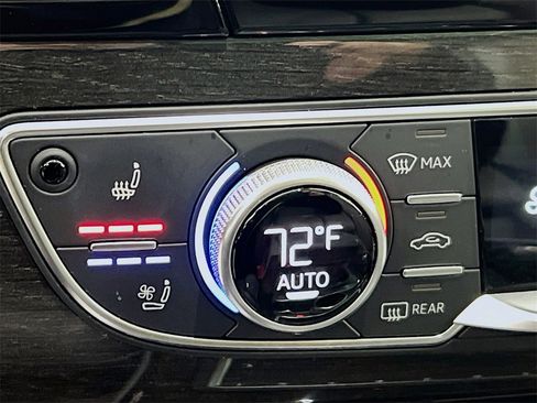 Used 2019 Audi Q7 3.0T Prestige w/ Prestige Package image 22