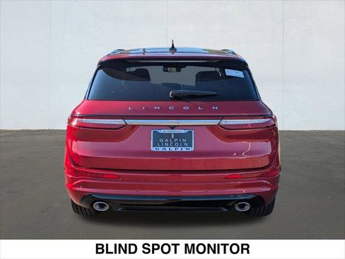 New 2025 Lincoln Corsair Grand Touring image 5
