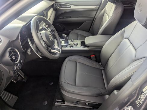 New 2025 Alfa Romeo Stelvio Sprint w/ Convenience Package image 10