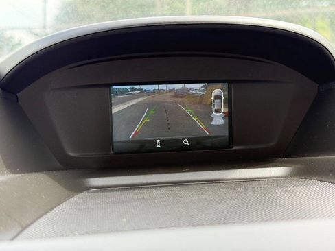 Used 2018 Ford Escape SE w/ Ford Safe & Smart Package FWD image 18