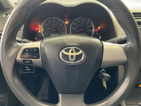 Used 2011 Toyota Corolla S image 11