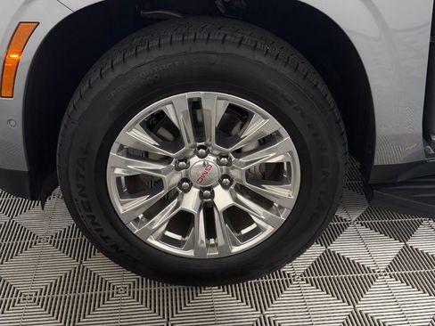 Used 2025 GMC Yukon Denali image 12