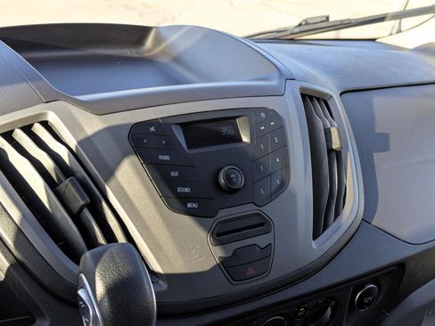 Used 2019 Ford Transit 150 XL image 8