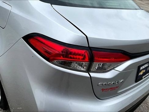 Used 2023 Toyota Corolla LE FWD image 24