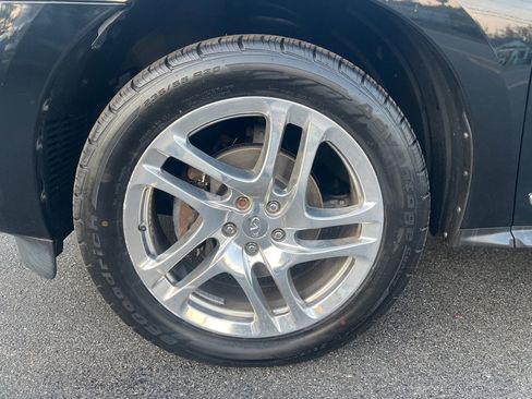 Used 2013 INFINITI JX35 AWD w/ Premium Pkg image 36