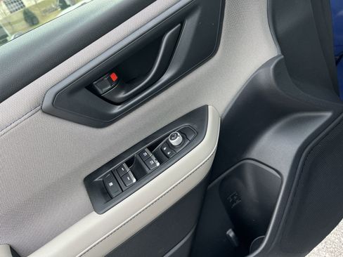 New 2026 Subaru Forester Premium AWD/4WD image 17