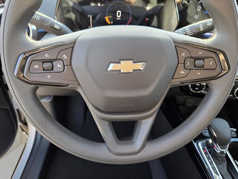 New 2026 Chevrolet Trax LT image 11