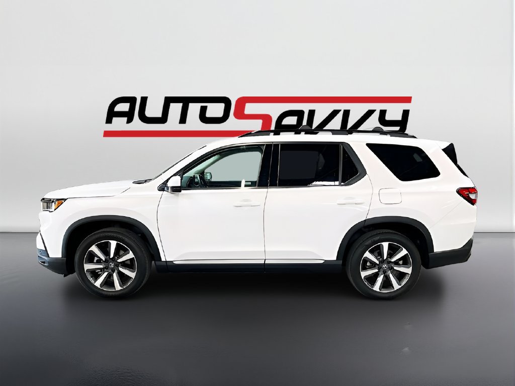 Used 2024 Honda Pilot Touring image 4